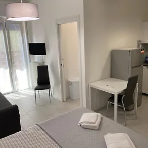 Stadio 1 - Monolocali Con Bagno Privato Verona
