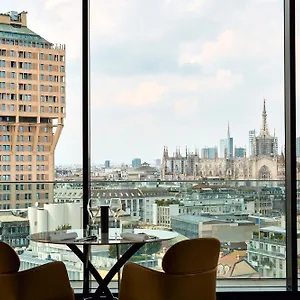 4* Hotel Uptown Palace