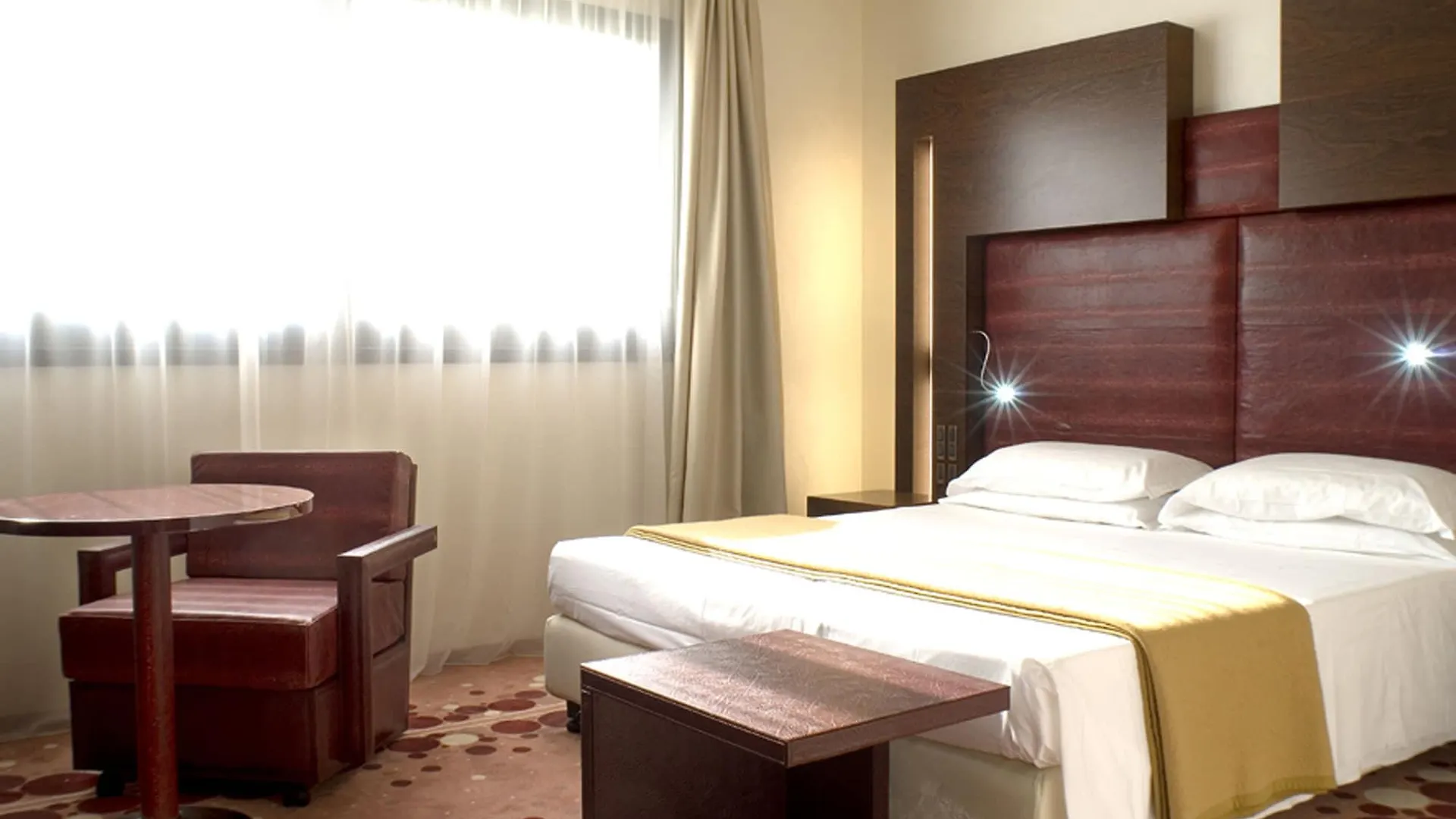 Art Hotel Navigli Mediolan 4*,